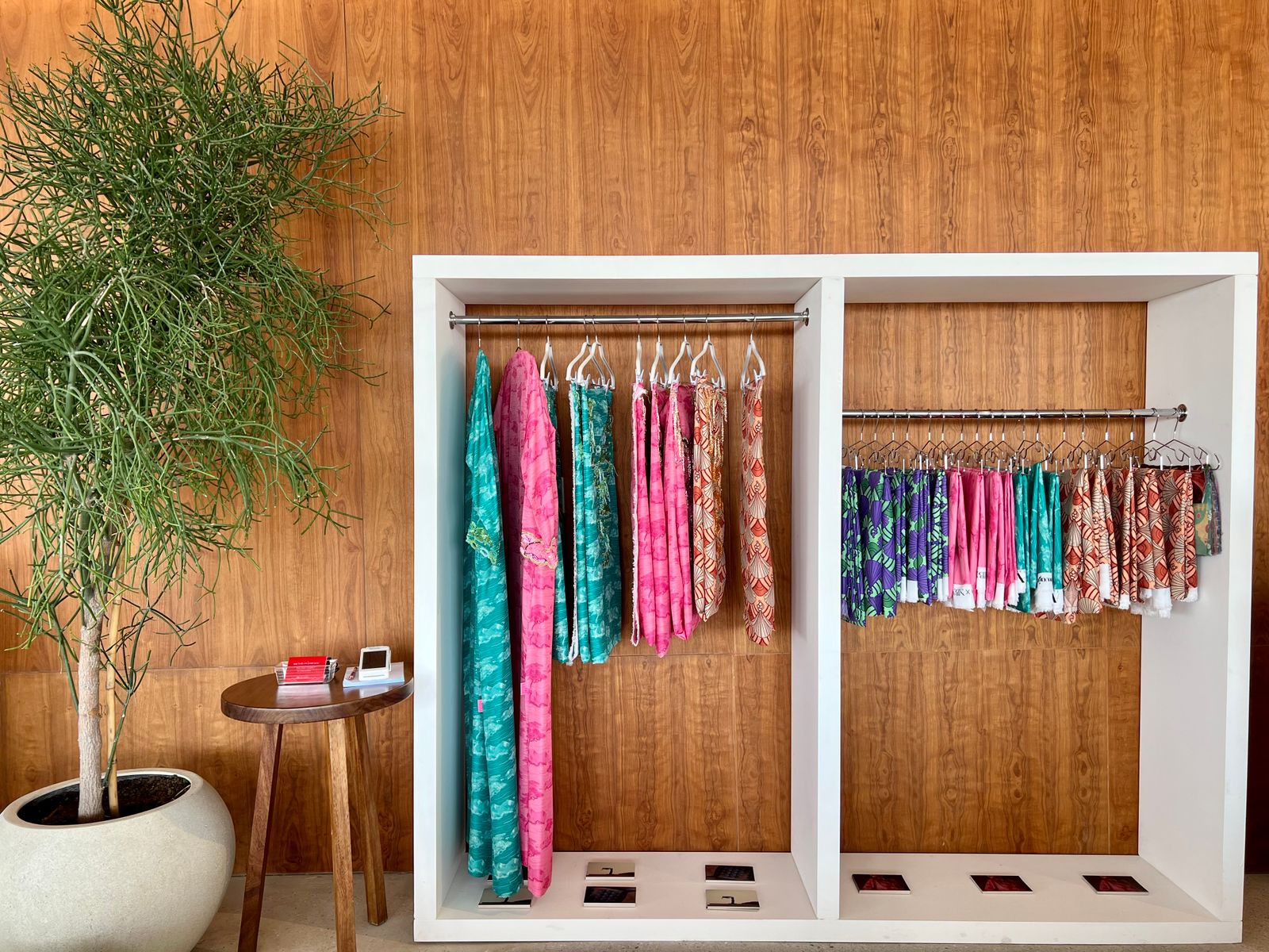 Peças da vitrine da Ariane Kathleen